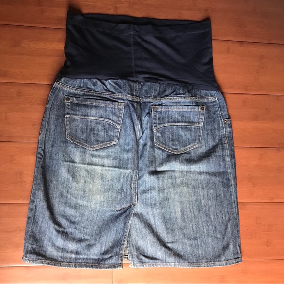 Liz Lange for Target Dresses & Skirts - Liz Lange Classic Denim Skirt Maternity Bellyband Liz Lange for Target Dresses & Skirts - Liz Lange Classic Denim Skirt Maternity Bellyband
